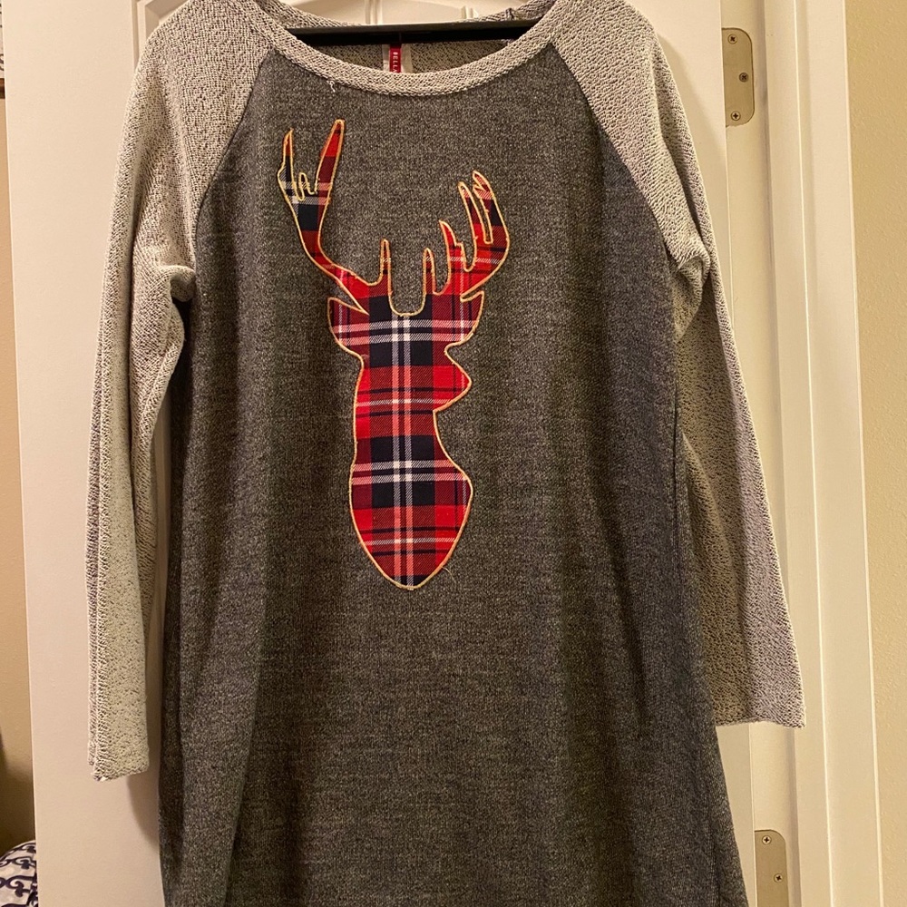 Bellamie Reindeer Sweater Tunic- Size Large